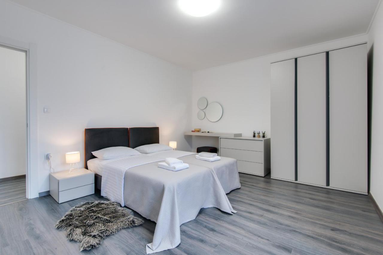 Apartments Sherri Rijeka Exterior foto